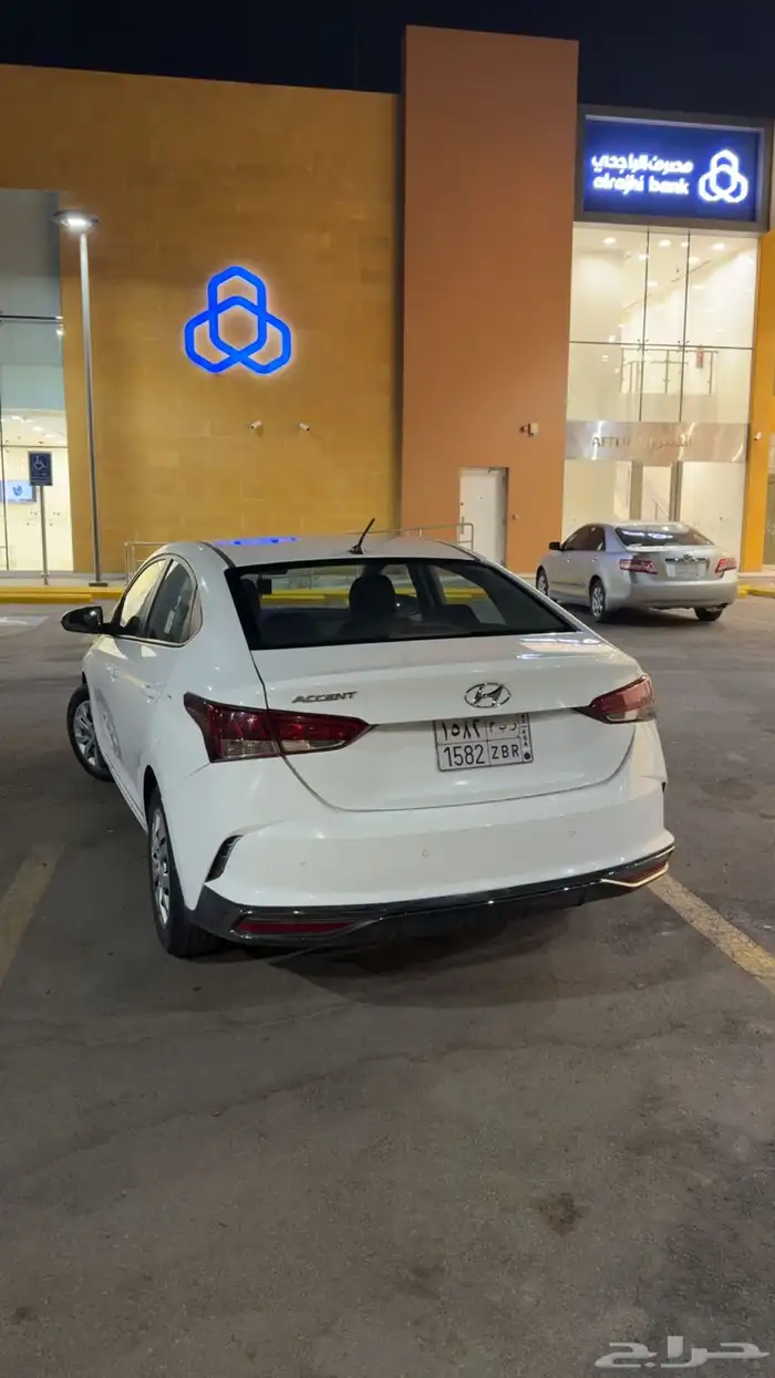 اكسنت 2022 للبيع 1