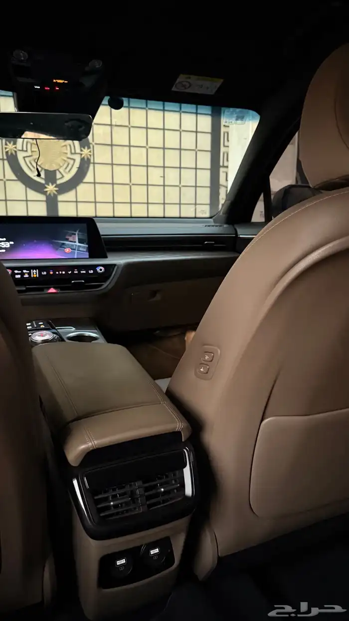 كيا K8 2022 ( بنزين) بحالة الوكالة 13