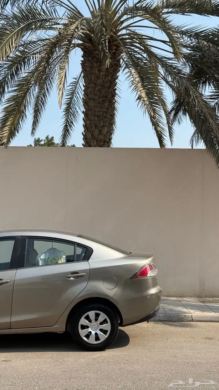 للبيع مازدا 2 أوتوماتيك 2