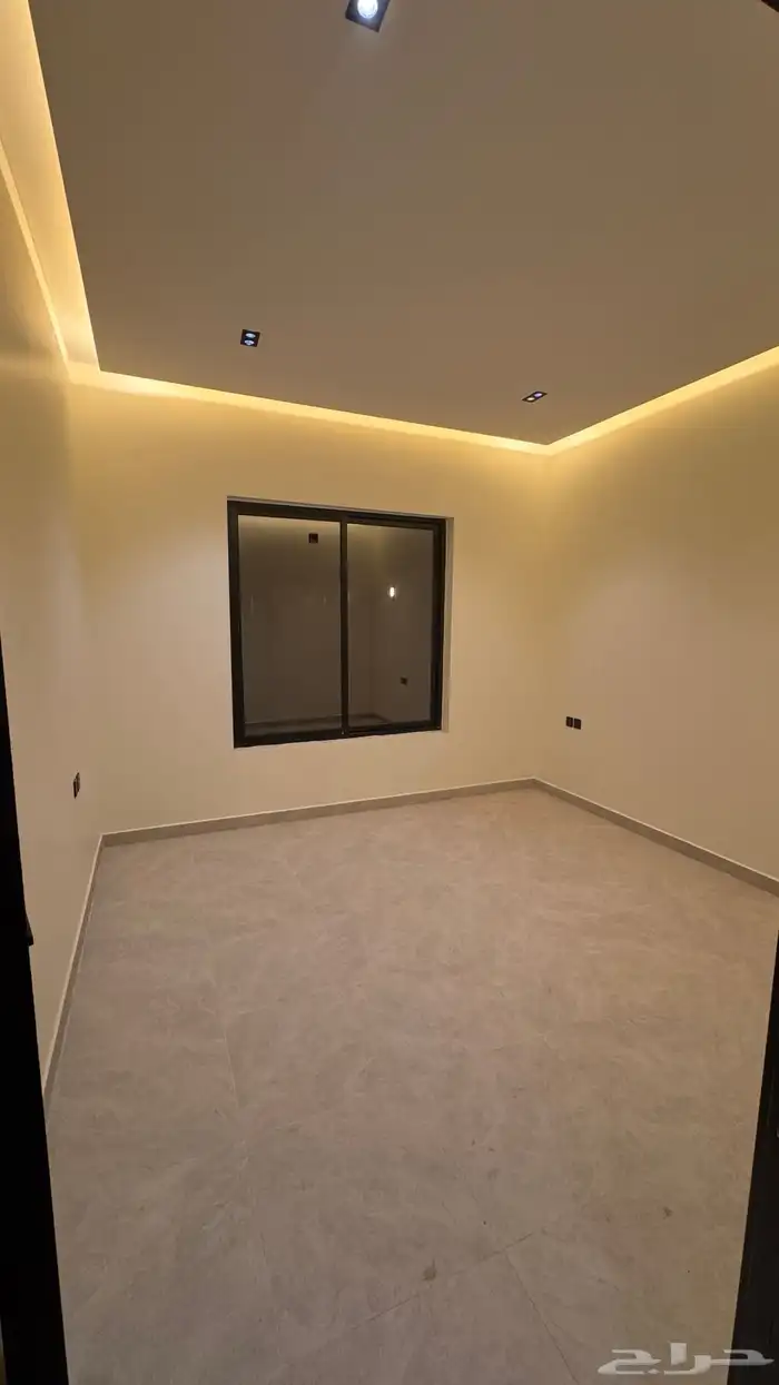 شالية فاخر للبيع في حويلان 11