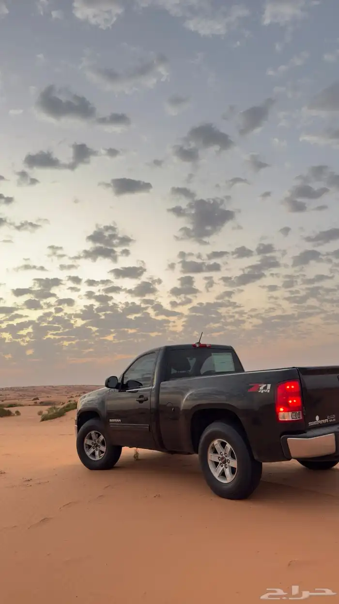 جمس سييرا للبيع او بدل جي اكس ار 2008 وطالع 0