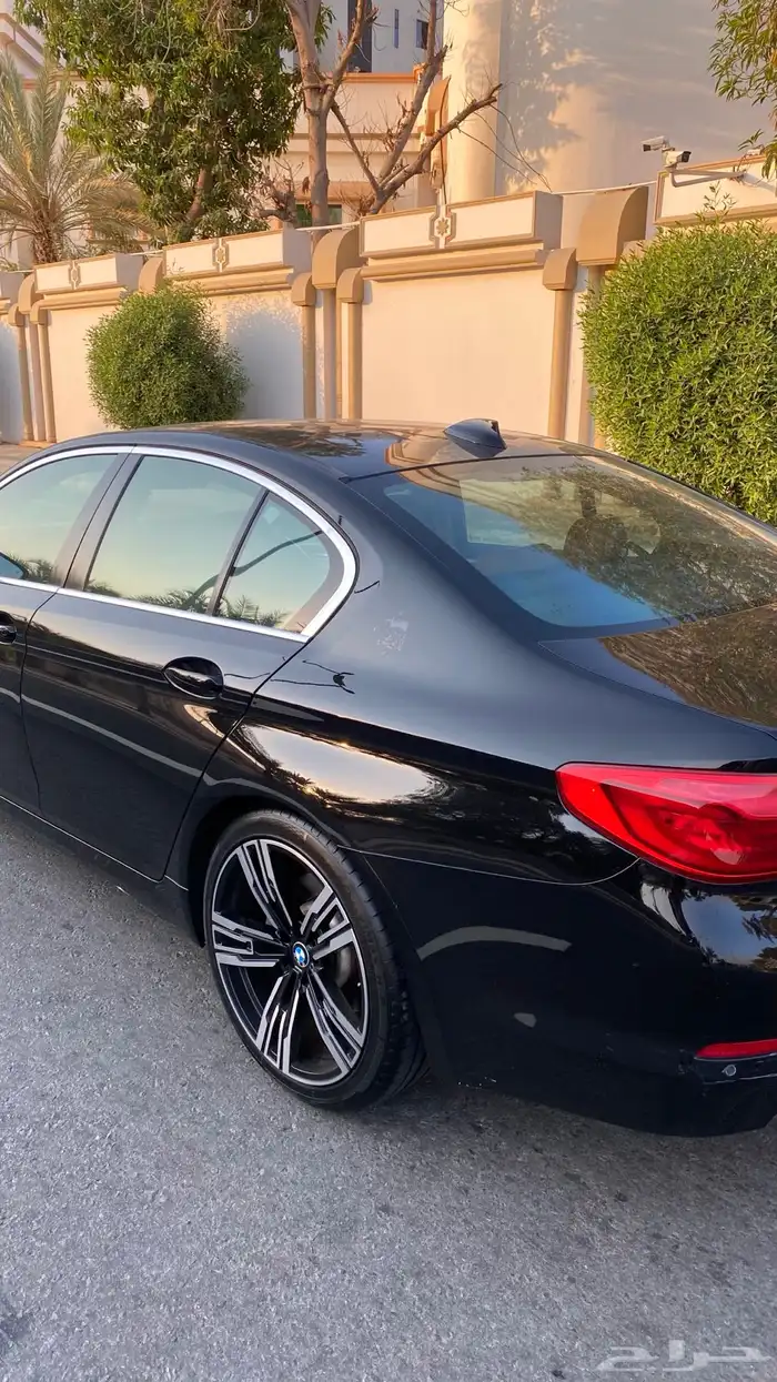 بي ام 2018 530 13