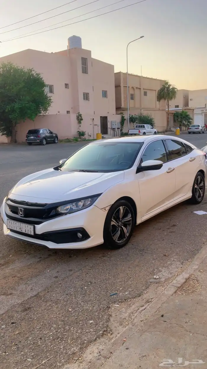 هوندا سيفيك 2020 ابيض بدون حوادث 16