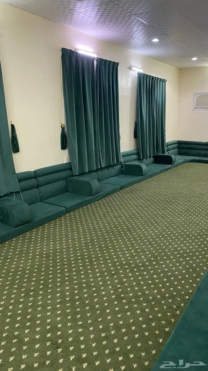 كنب مجلس 4 في 10 7