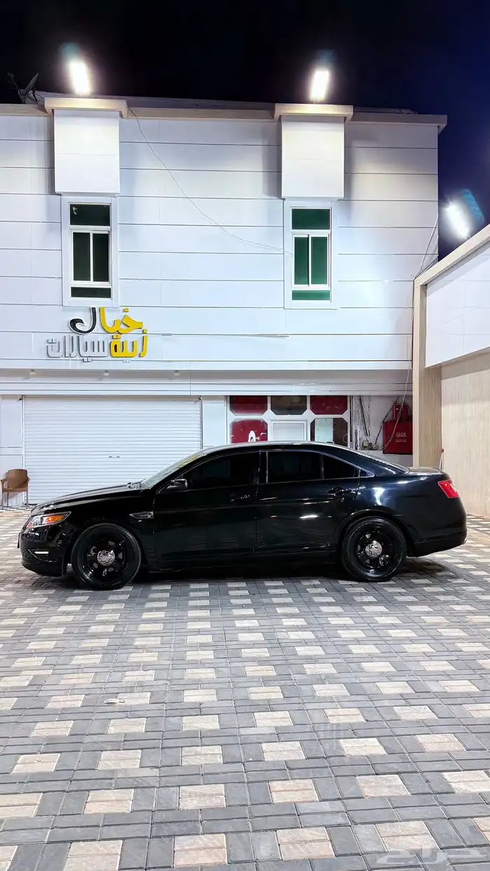 فورد تورس 2010 1