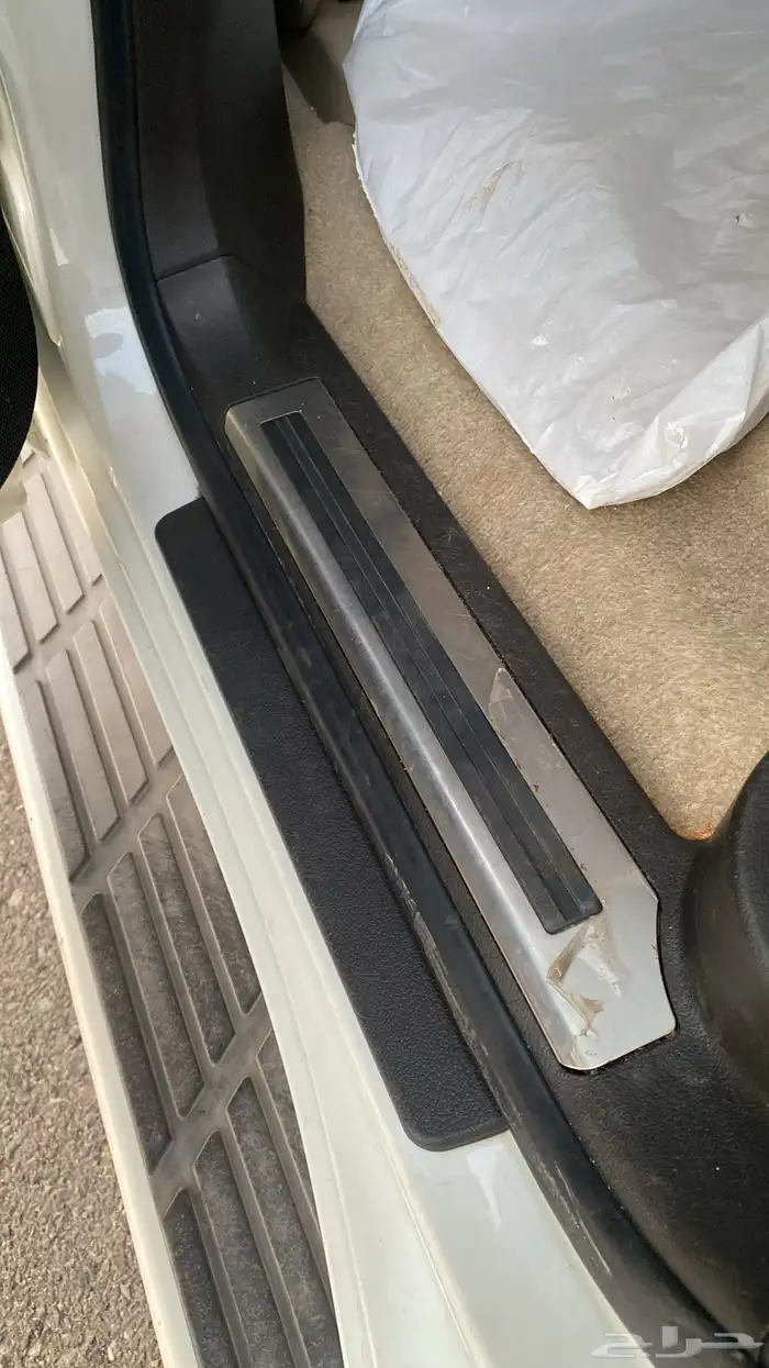 جيب لاندكروزر 2011((مخزن )) 18