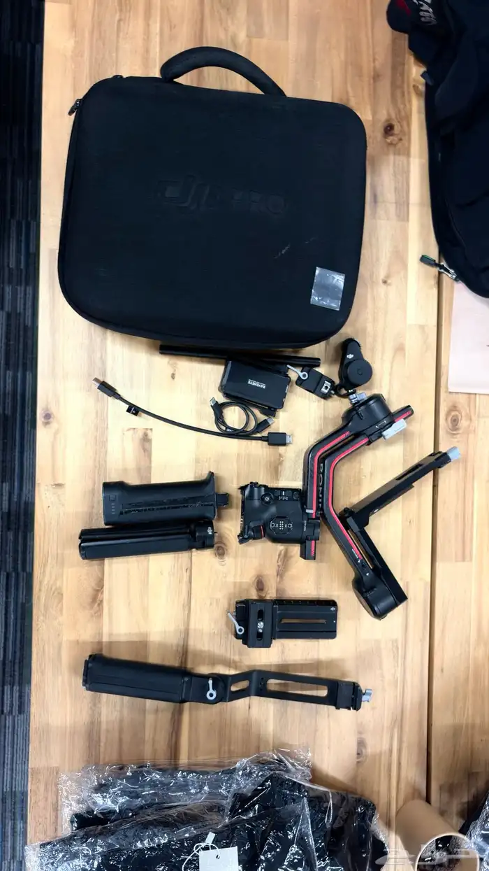 nikon z6 ii قمبل و اضائة مستمره وترايبود فديو 11