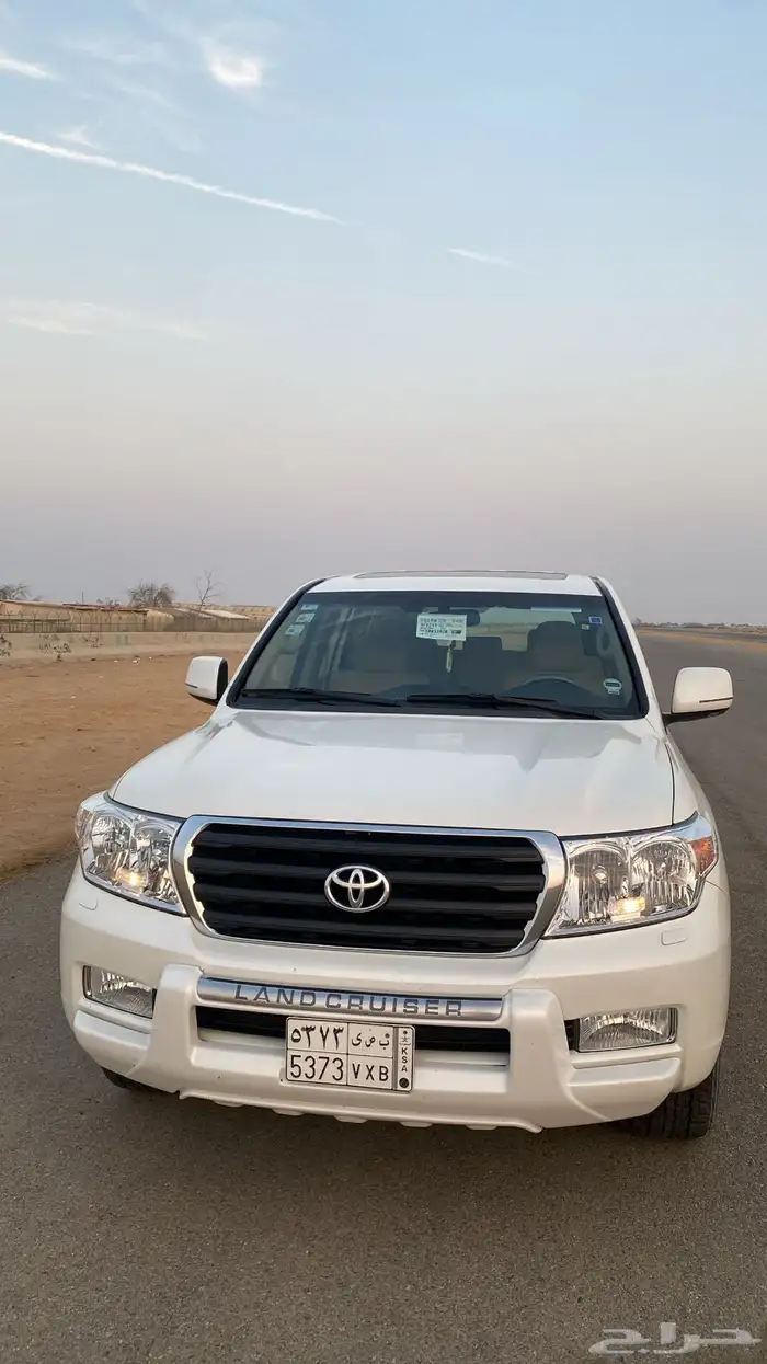 جيب لاندكروزر 2011((مخزن )) 0