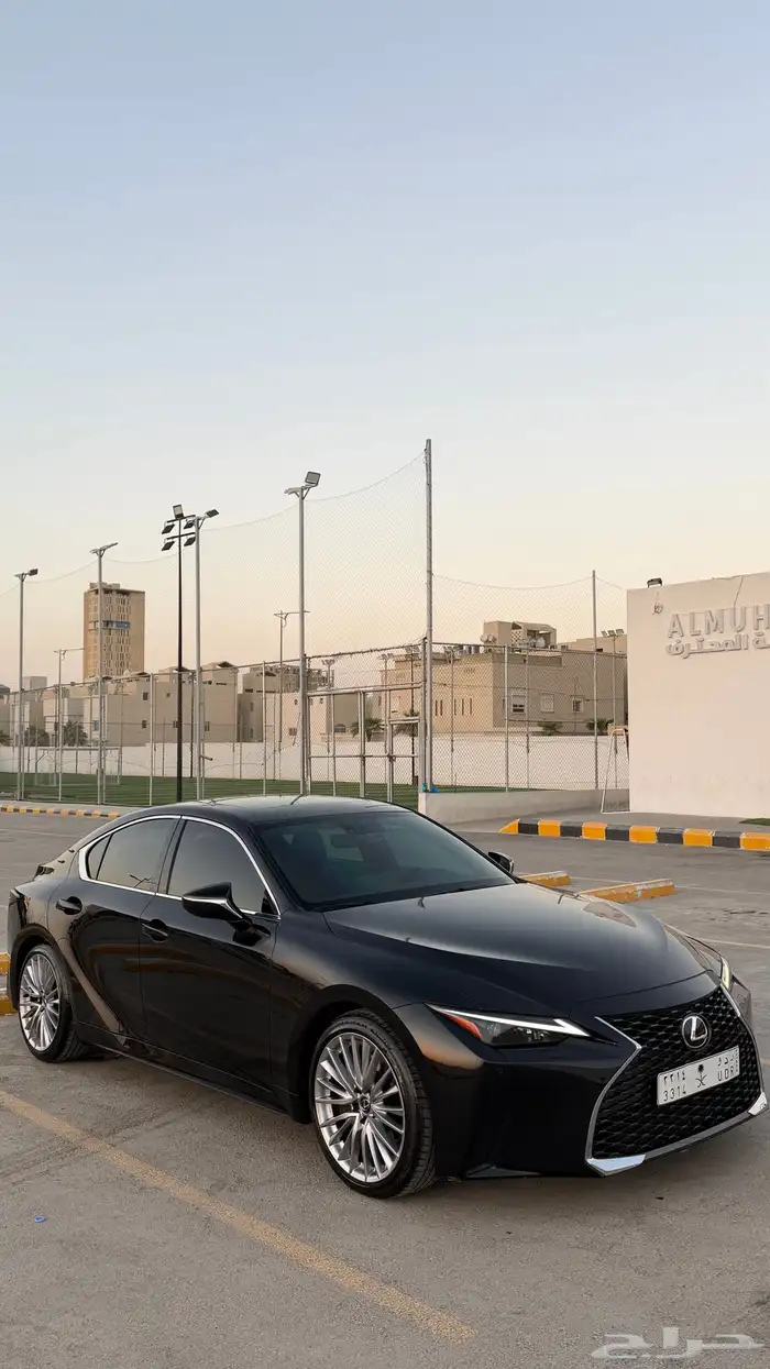 لكزس Is350 موديل 2023 0