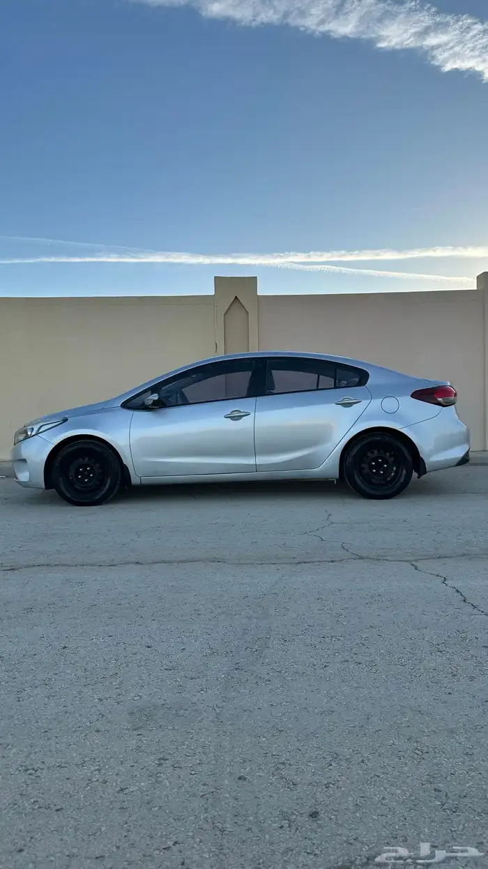 سيراتو 2017 ستاندر ممشي قليل نظيفه جدآ 22