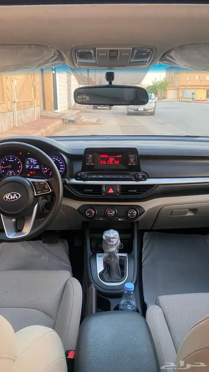 كيا سيراتو 2021 فل كامل نظيف للبيع 12