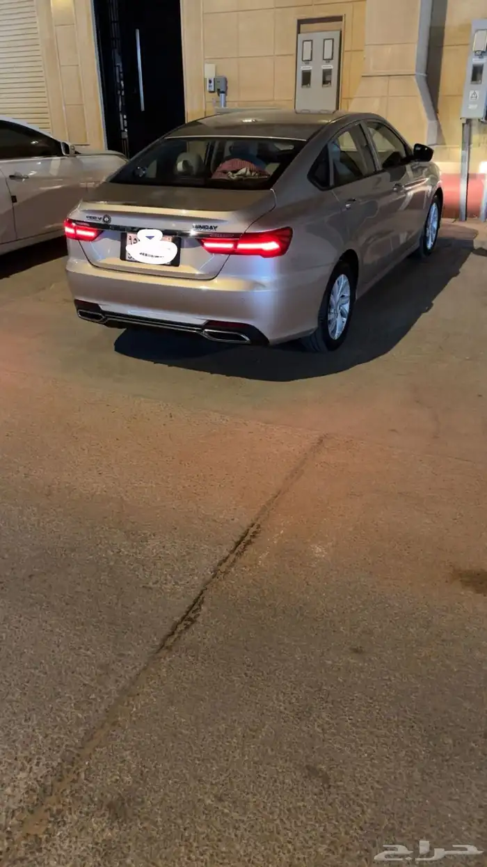 جيلي امجراند 2020 ذهبي 1