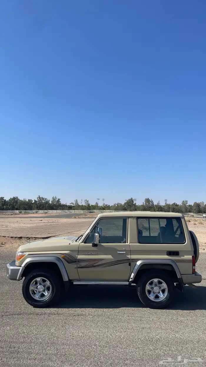 جيب ربع رفرف 2014 3