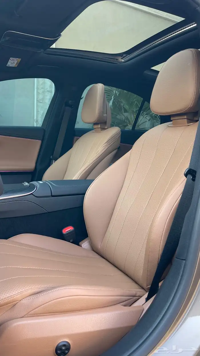 مرسيدس E200 12