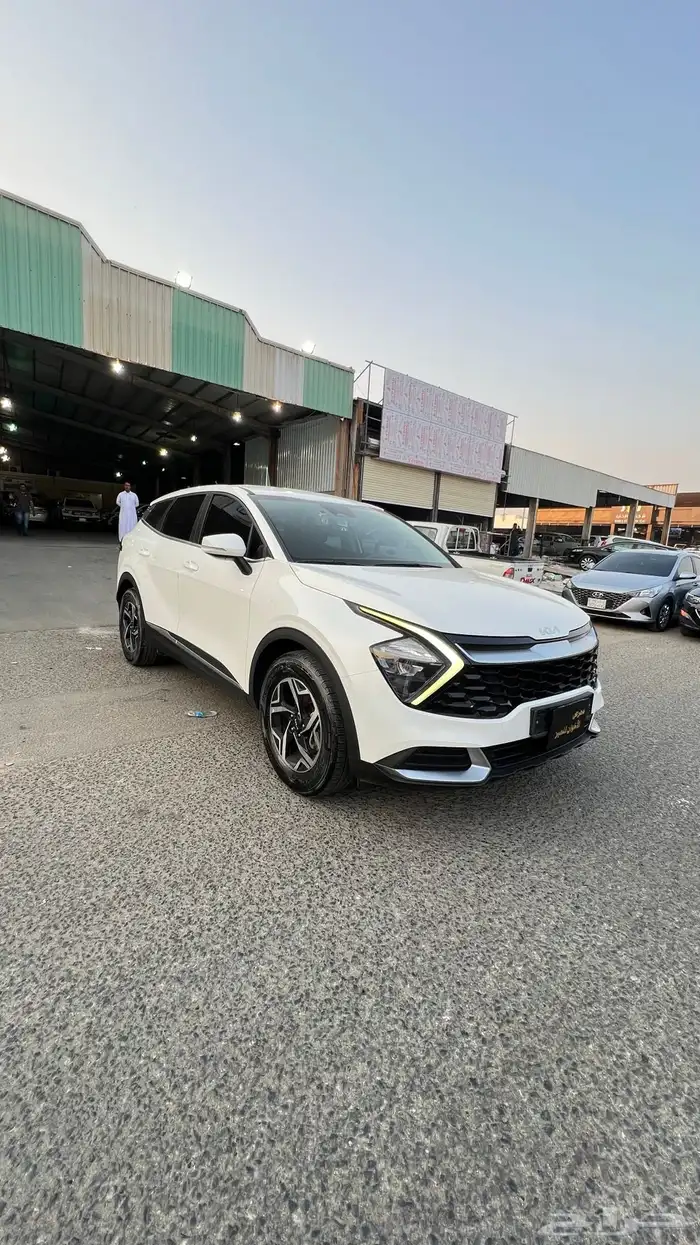 سبورتاج 2022 نص فل 2.0 ديزل تيربو 1