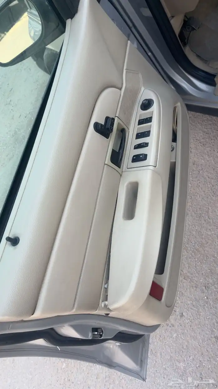 فورد فكتوريا موديل 2011 6