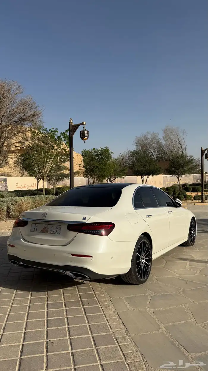 مرسيدس E200 وارد الجفالي 2