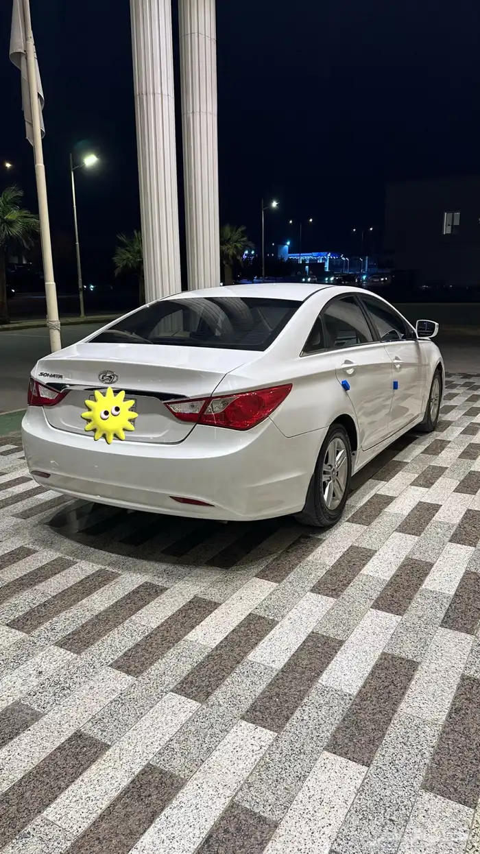 سوناتا 2013 نظيفه للبيع او للبدل المناسب 0