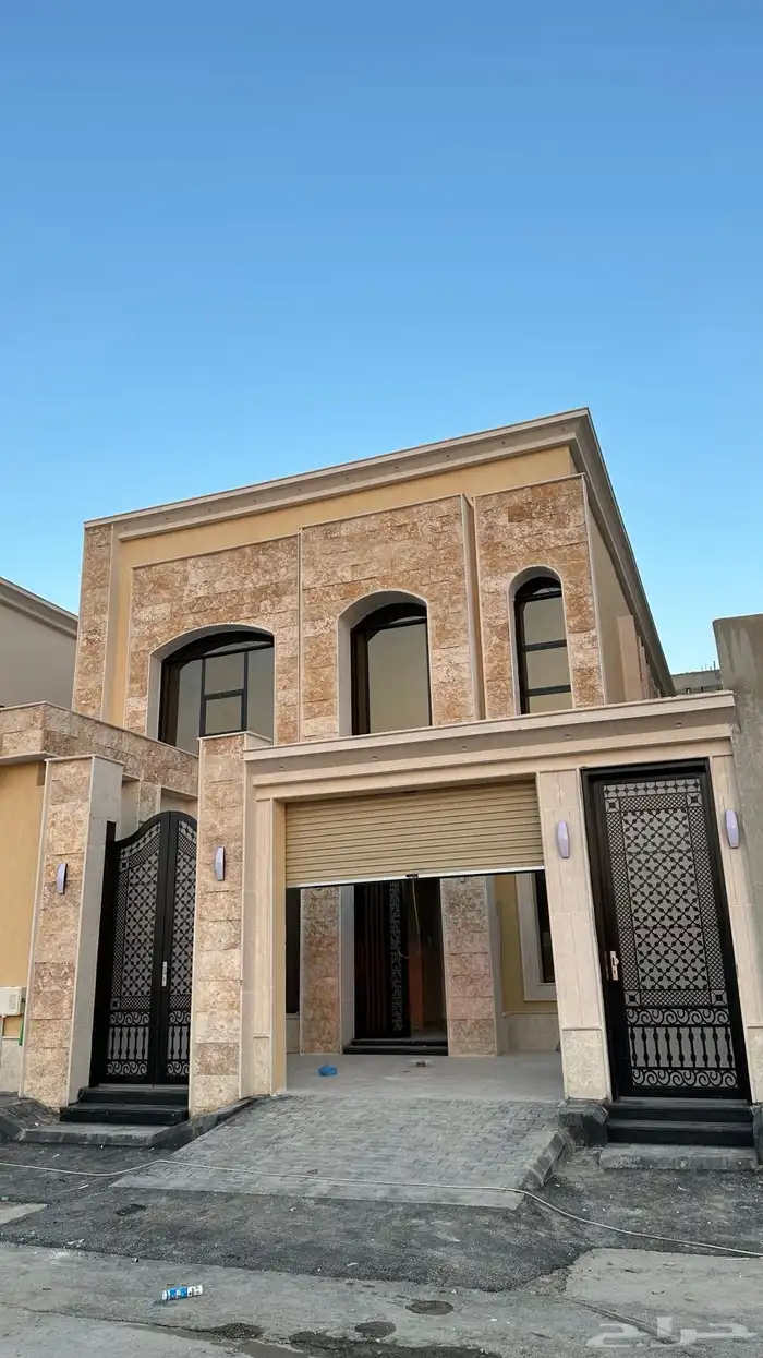 للبيع فله في الخرج حي الواحة 0