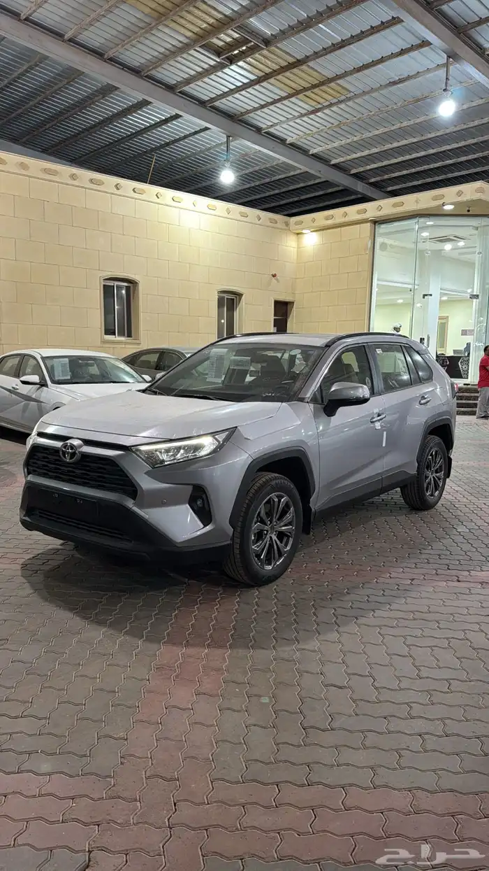 تويوتا راف فور XLE بنزين 2025 0