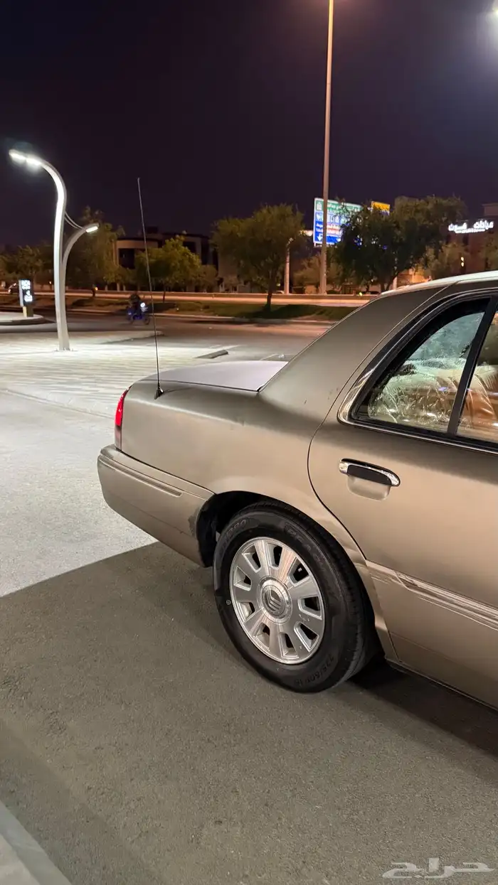 فورد 2005 نص فل 10