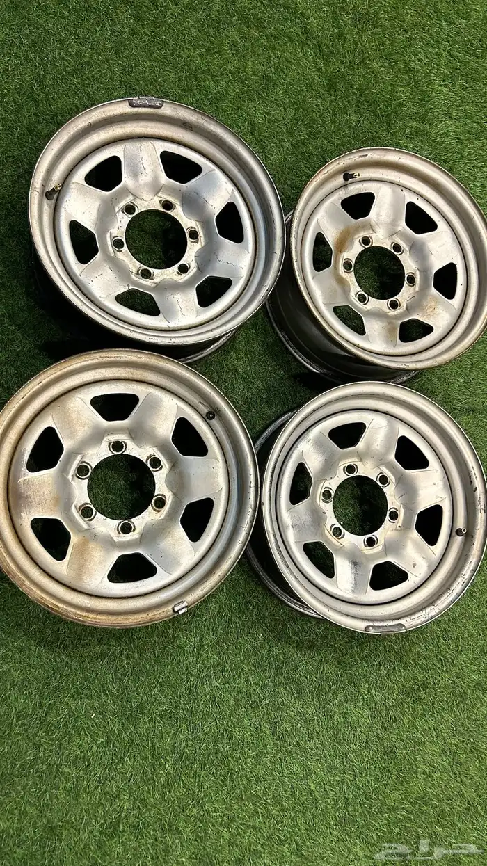 جنوط صالون وربع وشاص نظاف 0