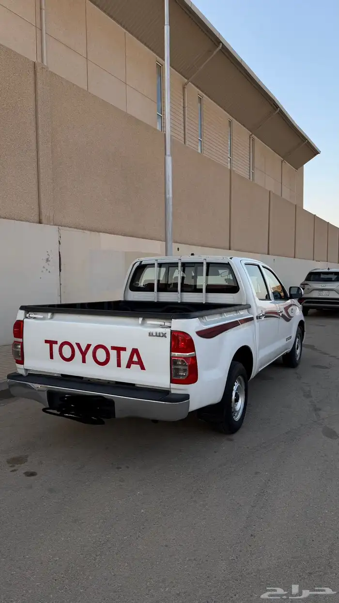 للبيع هايلوكس غمارتين 2014 خليجي 21