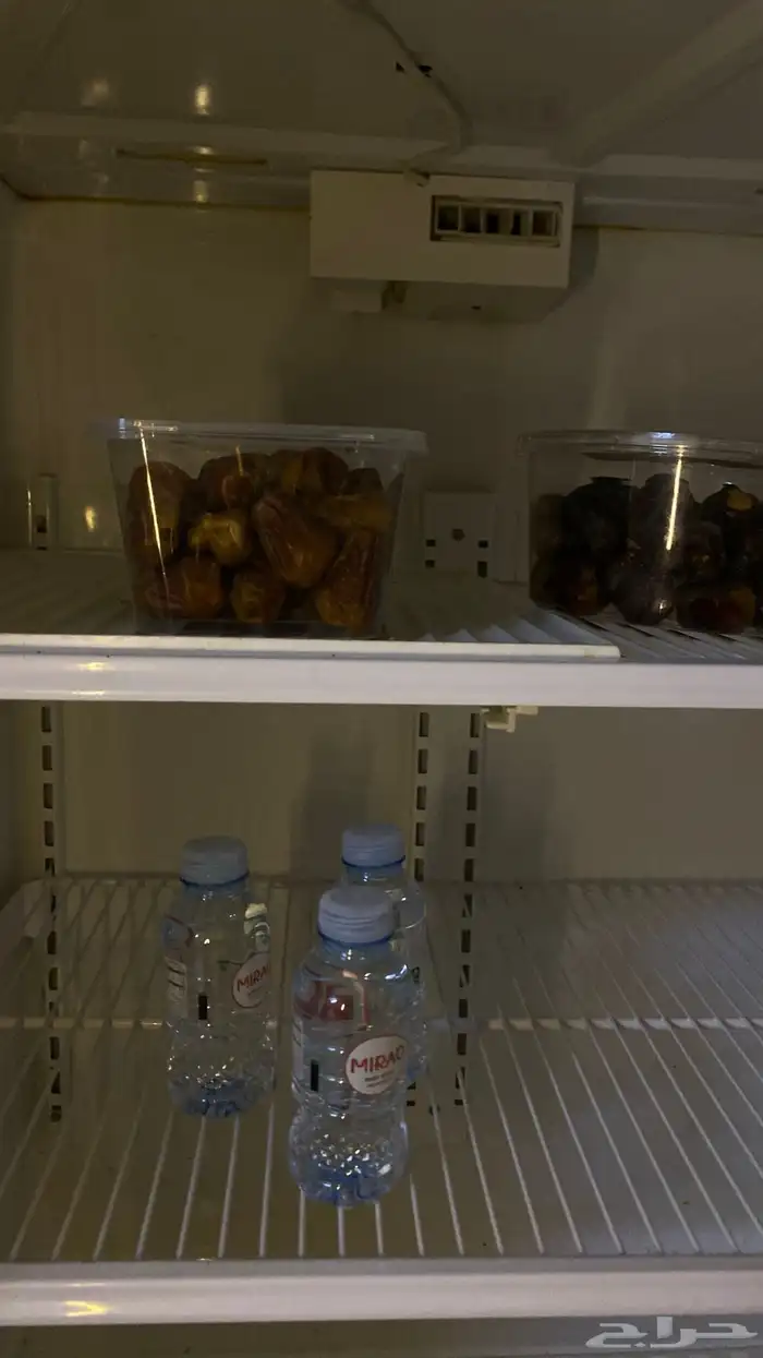 ثلاجه تحتاج صيانات بسيطه صوته مزعج 7