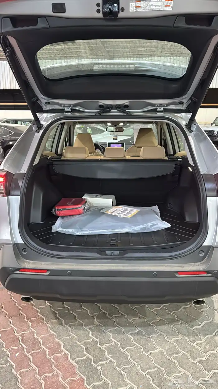 تويوتا راف فور XLE بنزين 2025 11