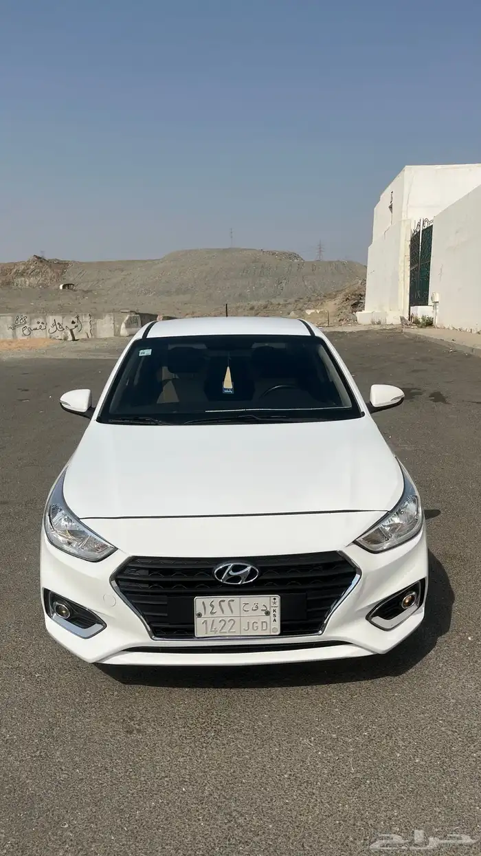 هيونداي اكسنت 2019 ابيض نظيفه تماتيك 1