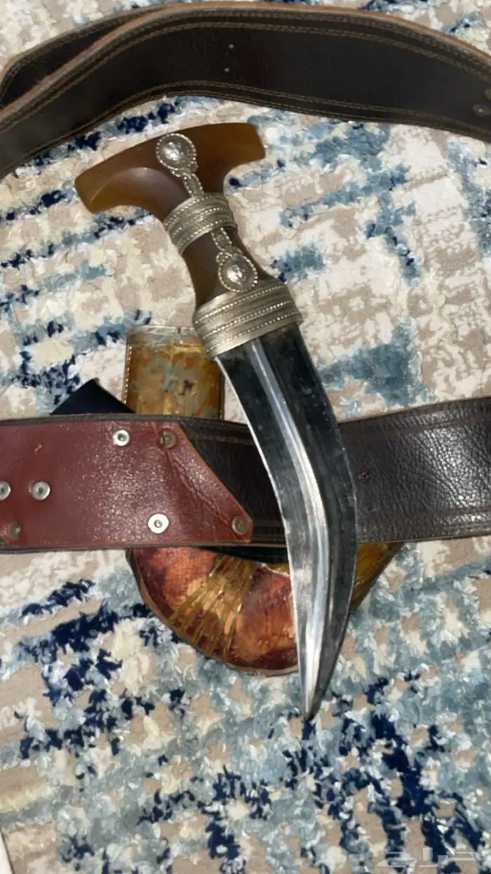 جنبية للبيع 1