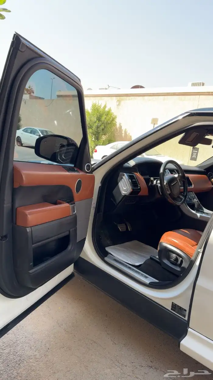 رنج روفر سبورت بلاك ايديشن 9