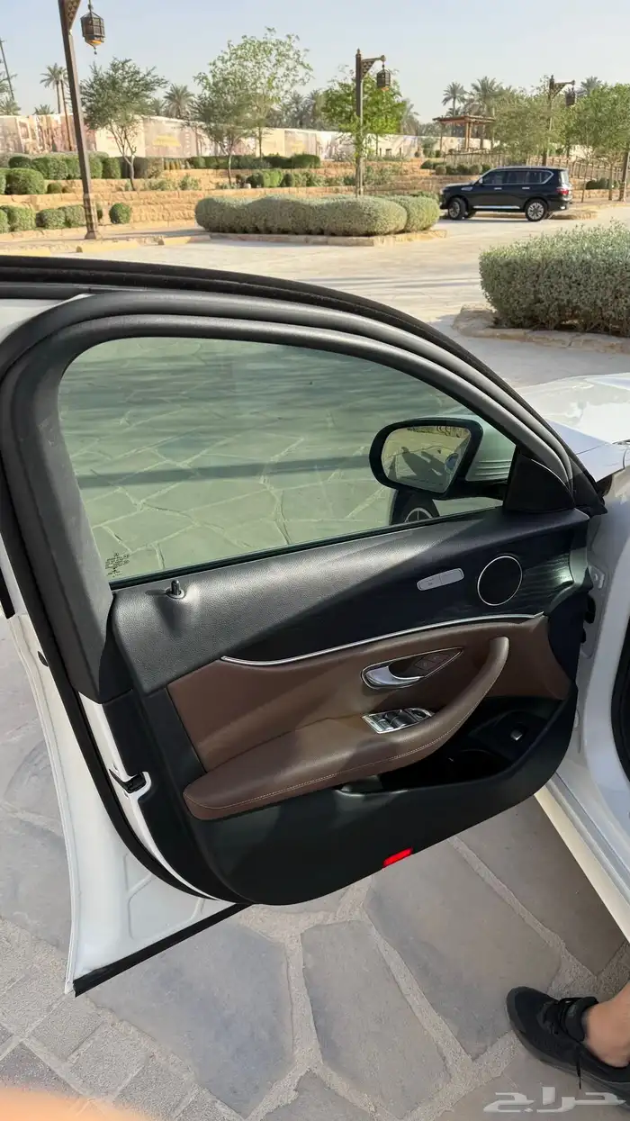 مرسيدس E200 وارد الجفالي 10