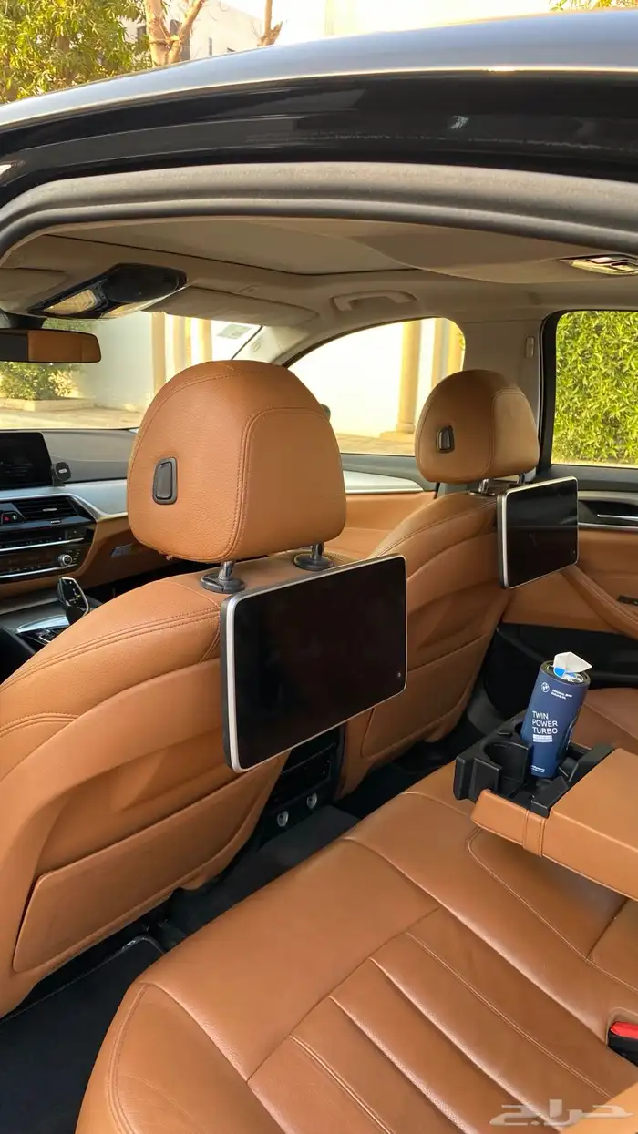 بي ام 2018 530 23