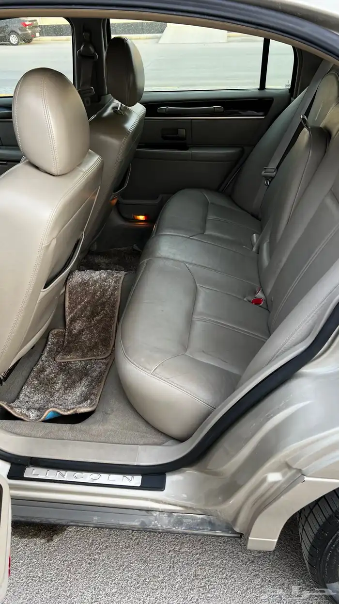 لينكون تاون كار 2009 سيقنتشر ليميتد 14