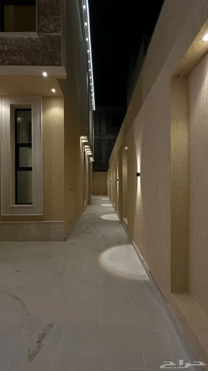 للبيع فله في الخرج حي الواحة 8