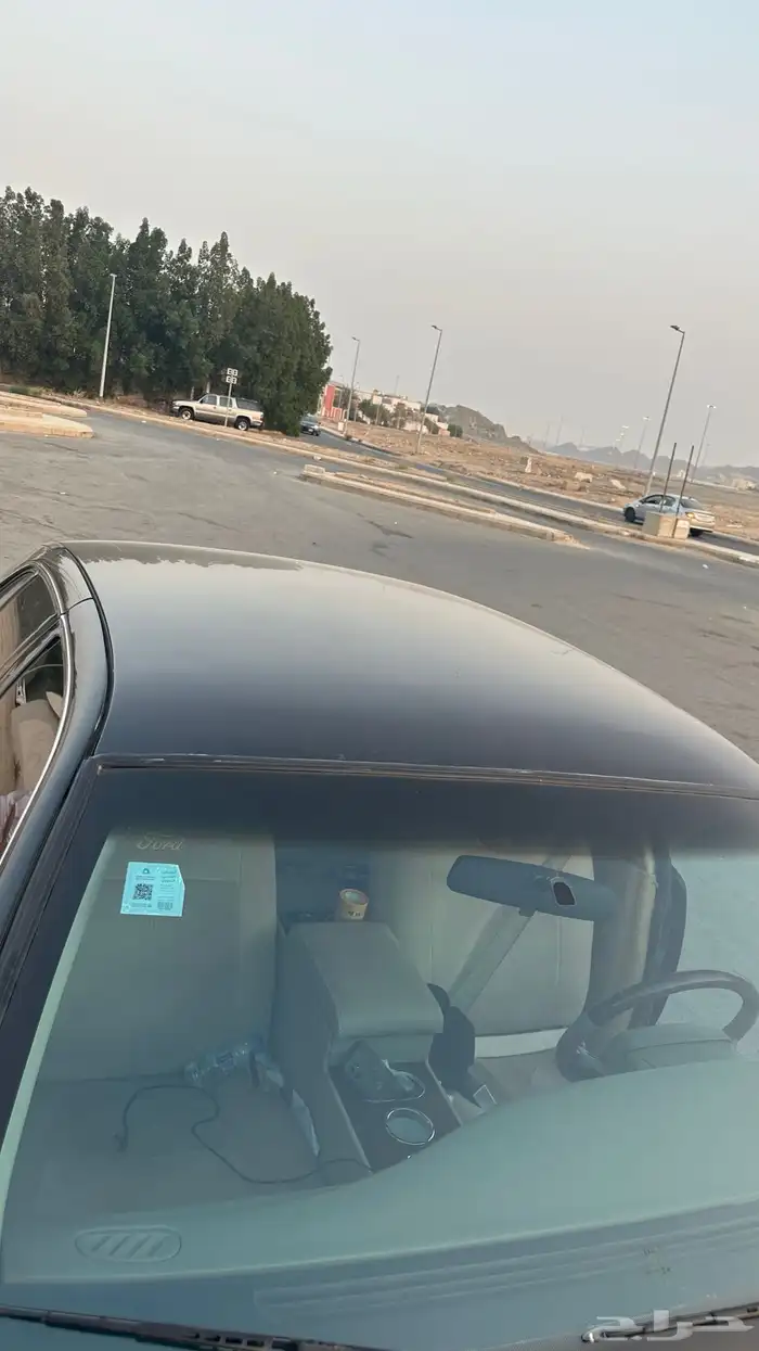 فورد جيراند ماركيز 2010 4