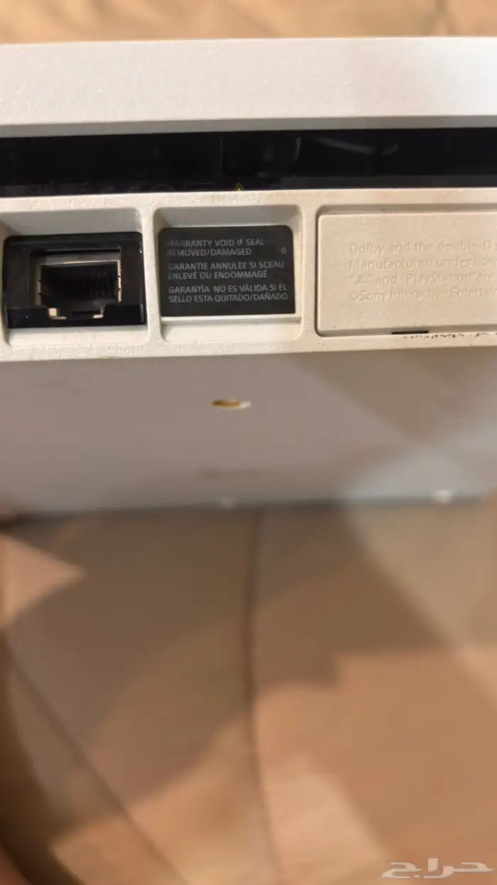 سوني 4 للبيع نضيف ولا مره انفك 2