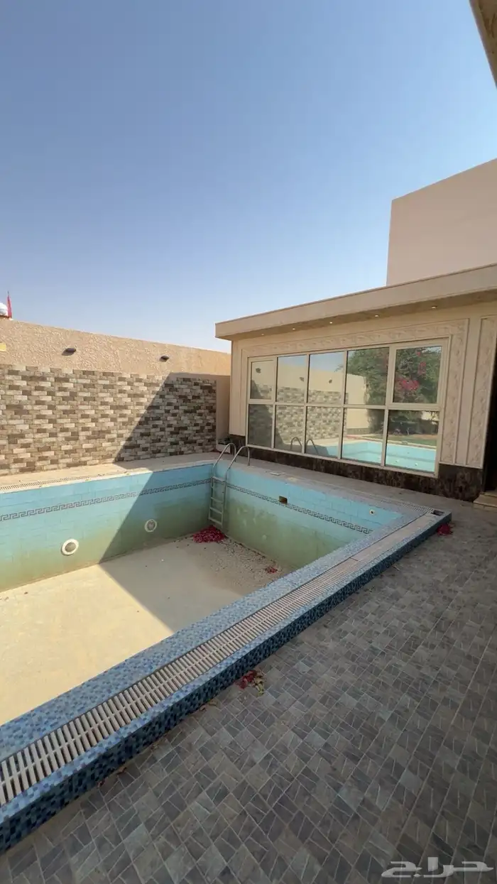 للإيجار شاليه بحي النور 2