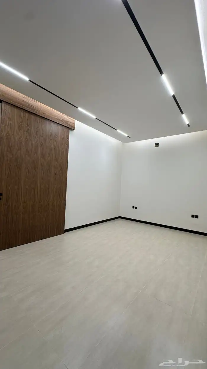 للبيع فيلا حي اليرموك 25