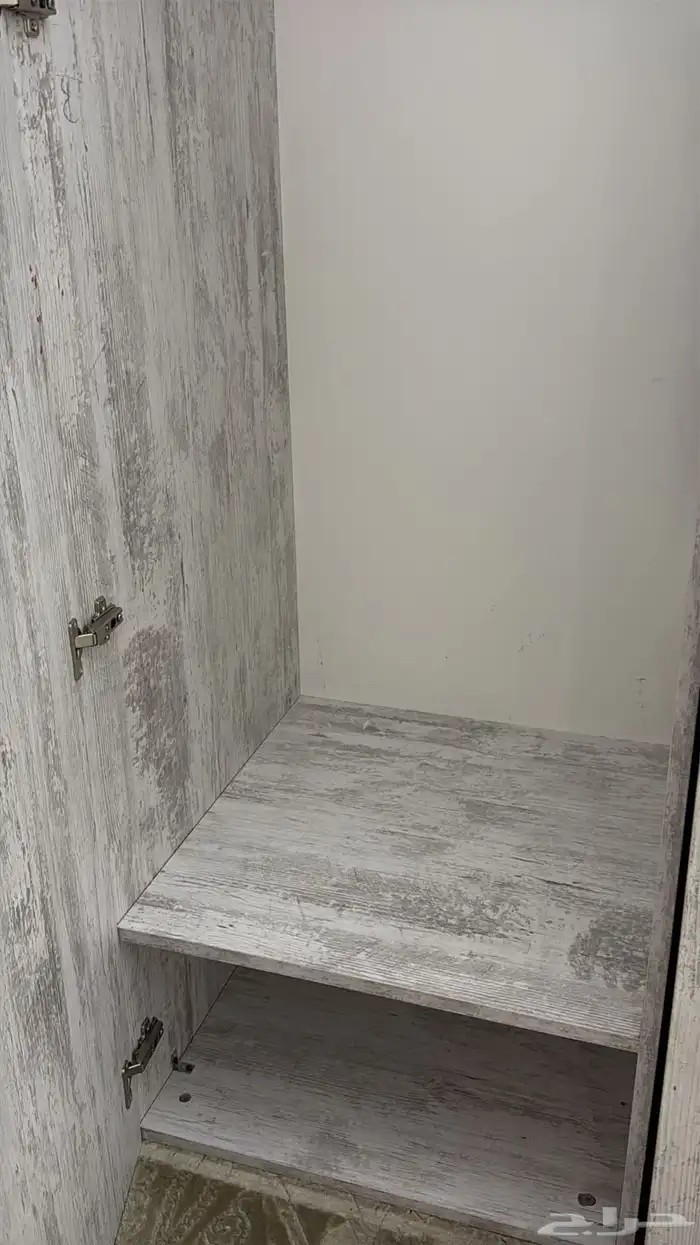 دولاب ملابس 1