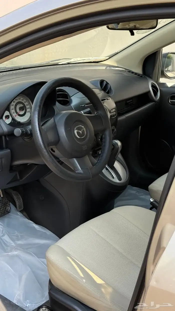 للبيع مازدا 2 أوتوماتيك 7
