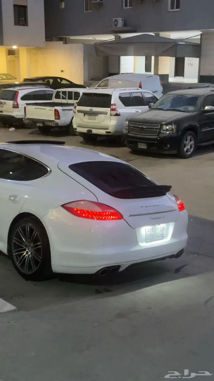 بورش للبيع او بدل 5