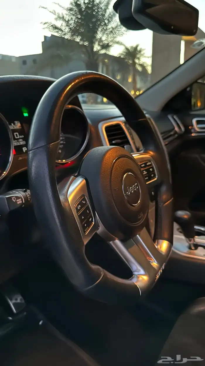 قراند شيروكي 2013 SRT 15