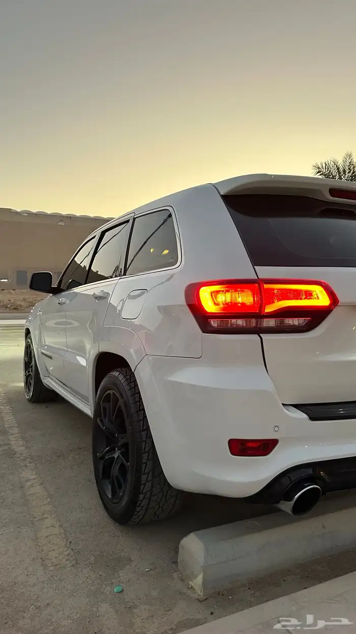 قراند شيروكي 2013 SRT 11