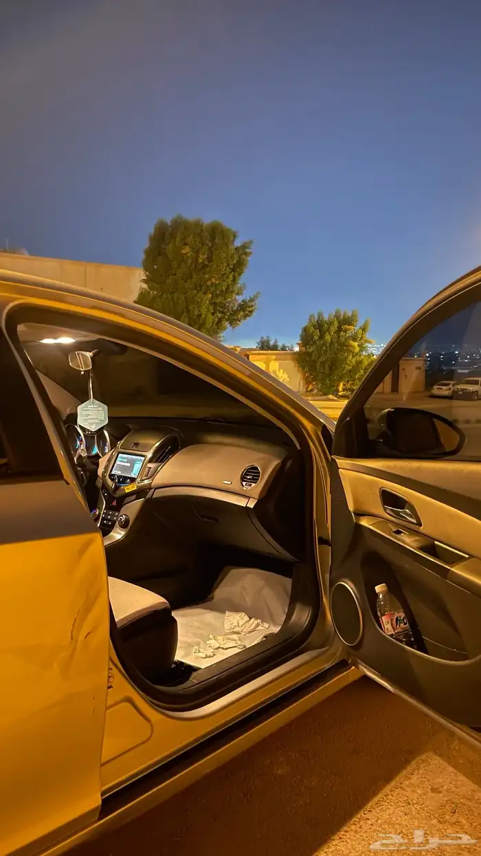 للبيع كروز نظيف جدا 6