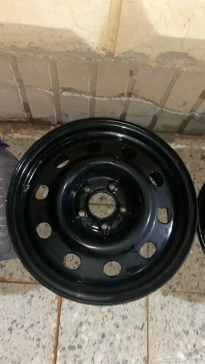 جنوط فورد بوليسي 5