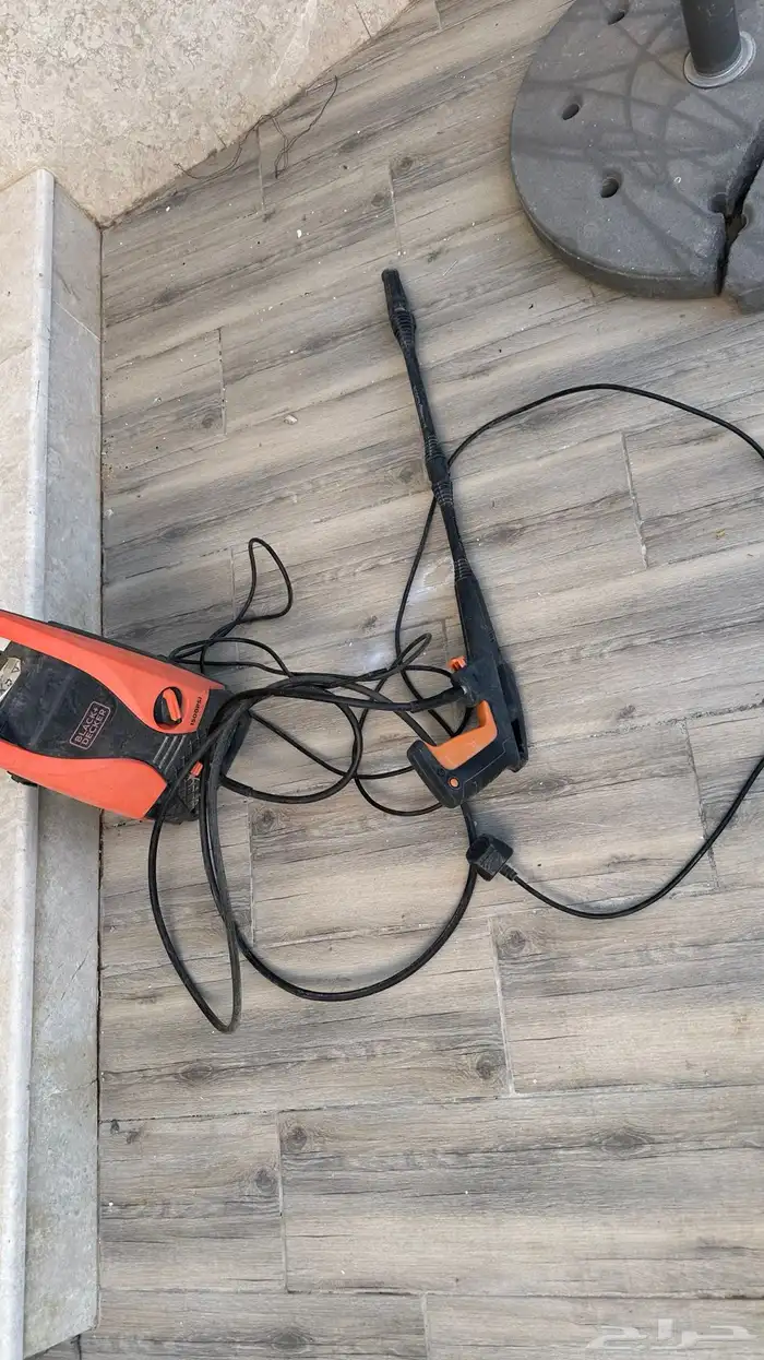 مضخة غسيل سيارات بلاك اند ديكر 2