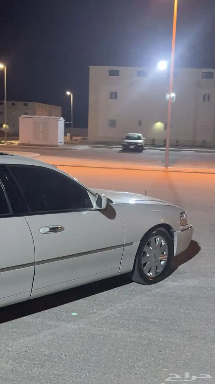 لينكون تاون كار 2005 16