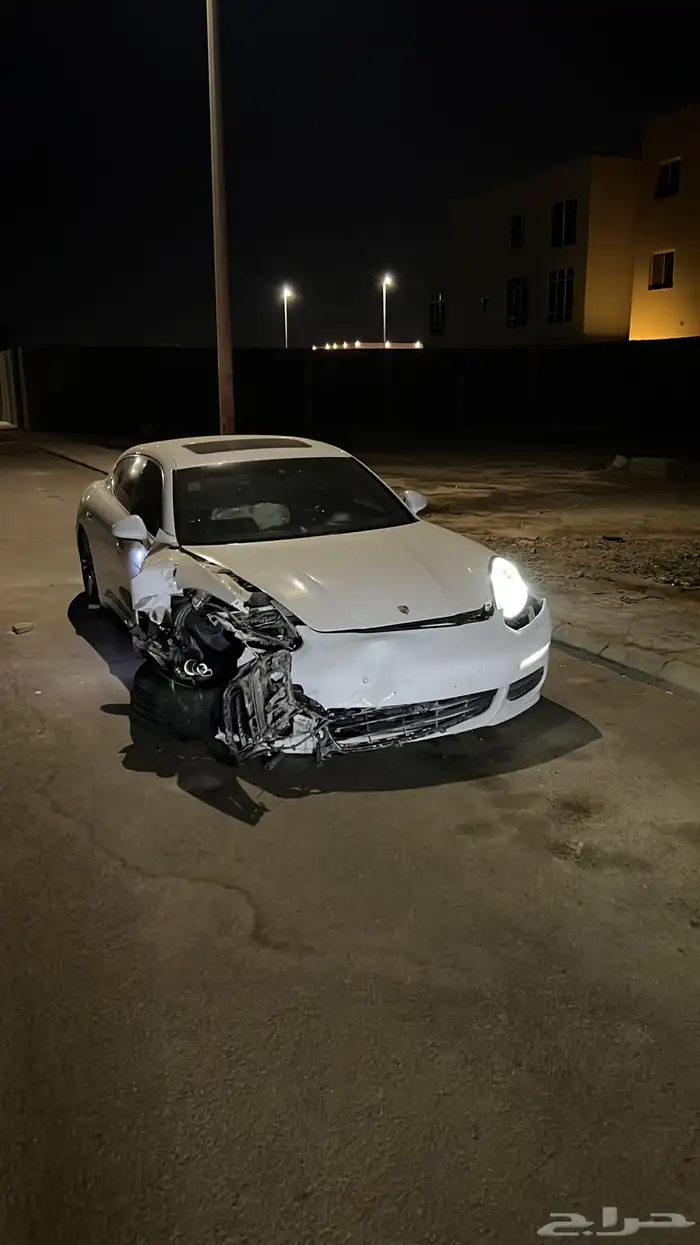 باناميرا 2014 من قدام جهه الرفرف والصدام 5